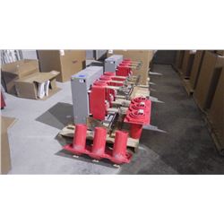SQUARE "D" UNUSED MEDIUM VOLTAGE CIRCUIT BREAKER 4.76 KV COMPLETE WITH COUPLERS