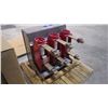 Image 2 : SQUARE "D" NEW UNUSED MEDIUM VOLTAGE CIRCUIT BREAKER 4.76 KV - NO COUPLERS