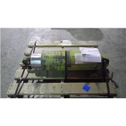 TEREX HYDRAULIC CYLINDER