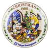 Image 8 : Set of (16) Tokyo Disneyland Christmas Plates.