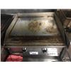 Image 1 : MKE GAS GRIDDLE