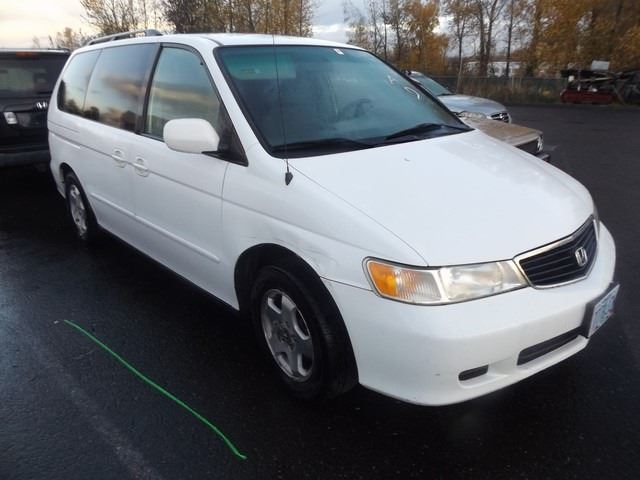 2001 odyssey van