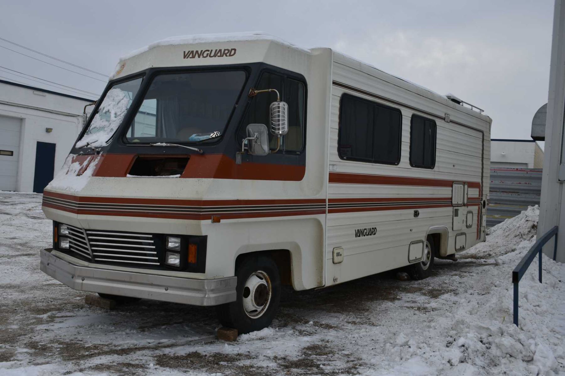 1982 Chevrolet Vanguard motor home model V2600 Serial# 210726-2, 90,000 ...