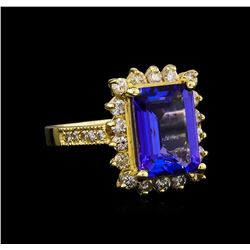 14KT Yellow Gold 5.32 ctw Tanzanite and Diamond Ring