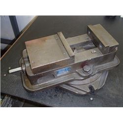 Kurt 6" Precision Machine Vise on Swivel Base, M/N: D60-020652