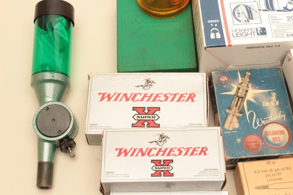 Reloaders Bench Bonanza Lot Of Brass Dies And Reloading Accessories
