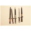 Image 2 : Lot of 5 Enfield short pattern bayonets, 3 with sheaths.