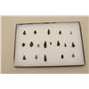 Image 2 : Lot of 18 Northwest Coast Indian obsidian arrowhead bird points,