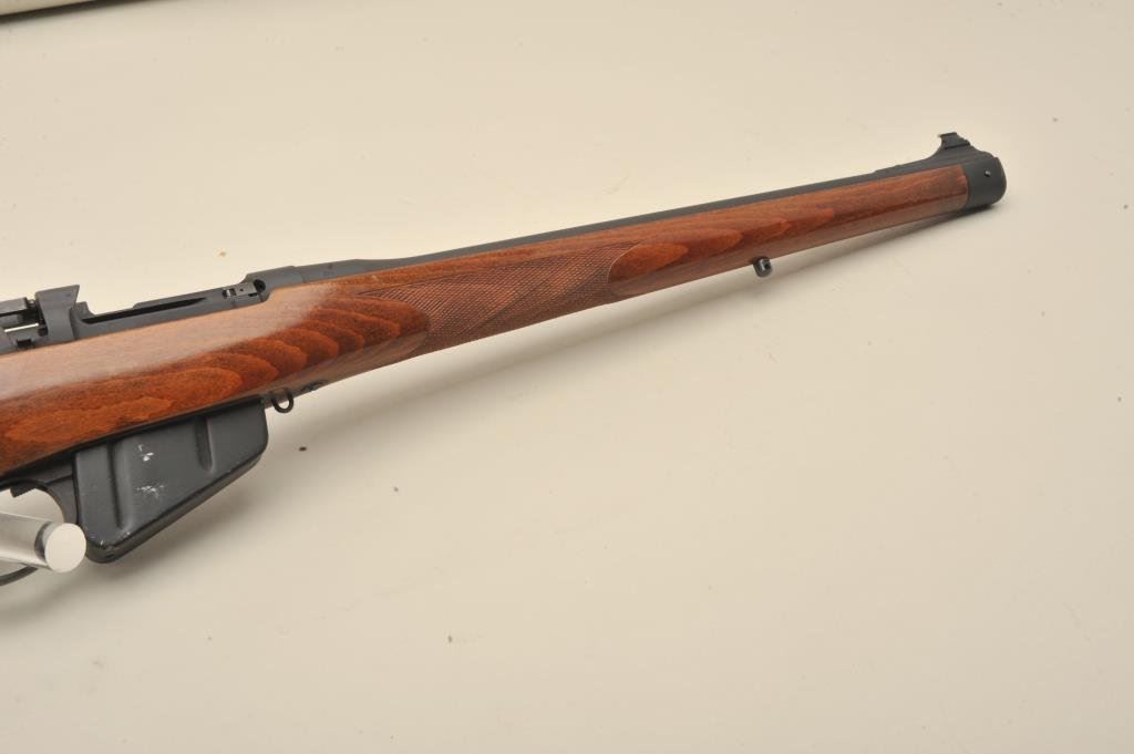 Enfield rifle in .303 Birtish caliber with finely custom stock