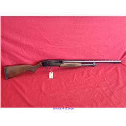 MOSSBERG 12 GAUGE