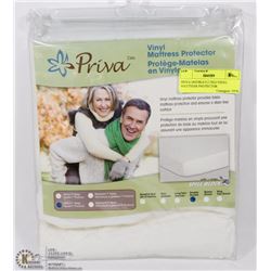 PRIVA DOUBLE FITTED VINYL MATTRESS PROTECTOR