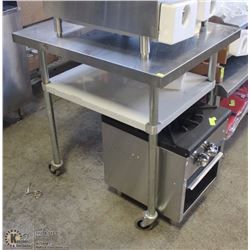STAINLESS STEEL ROLLING PREP TABLE 36X30X38