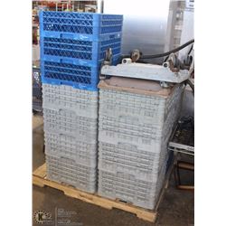 PALLET OF 20 DISHWASHER RACKS FULL OF PLASTIC BEER