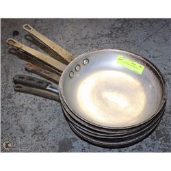 LOT OF SIX 10" FRYING PANS.