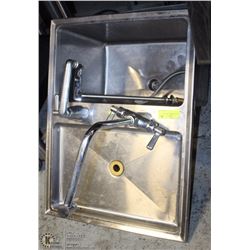 STAINLESS STEEL DUMP SINK 20X27