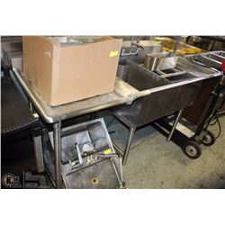 STAINLESS SINK WITH RUNOUT 72X30X42