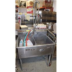 2 COMPARTMENT STAINLESS STEEL KITCHEN SINK WITH