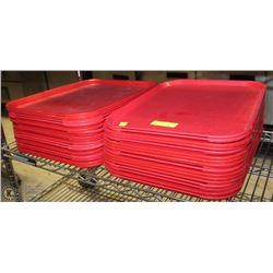 LOT OF 30 CAFETERIA TRAYS