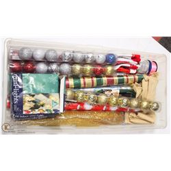 CLEAR BIN W/4 CONTAINERS OF NEW TREE