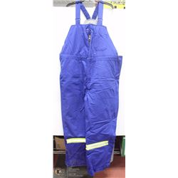NEW BULWARK FLAME RETARDANT MENS COVERALLS SIZE XL