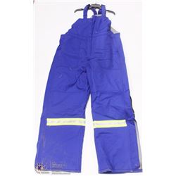 NEW BULWARK FLAME RETARDANT MENS COVERALLS SIZE S