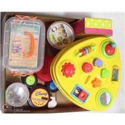 LARGE FLAT OF CHILDRENS TOYS & CRAFTS