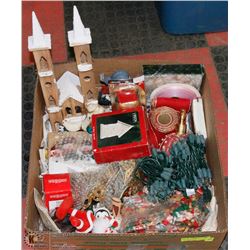 BOX FULL OF CHRISTMAS ITEMS INCL. WOOD