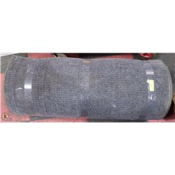 EXTRA LARGE ROLL OF COMMERCIAL CARPET RUNNER