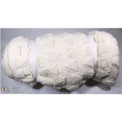 NEW SINGLE XL QUILTED BLANKET