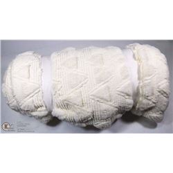 NEW SINGLE XL QUILTED BLANKET