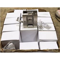 CASE WITH 39 SLIDING DOOR LOCKS