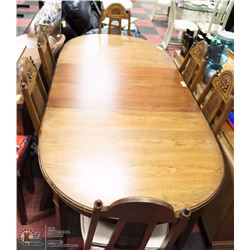 ESTATE WOOD TOPNE KITCHEN TABLE WITH 2 LEAVES AND