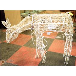 CHRISTMAS DISPLAY GRAZING DEER W/LIGHTS