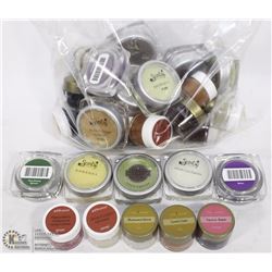 LOT OF 35 ASSORTED GOLD CANYON AND SCENTSY