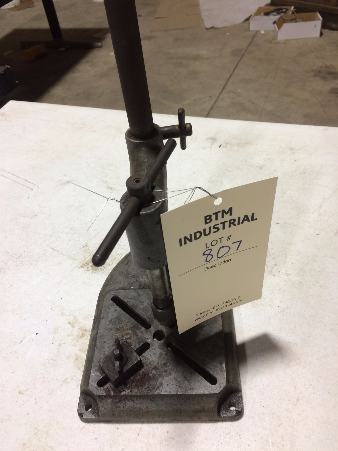 Table top Hand tapping machine - BTM Industrial