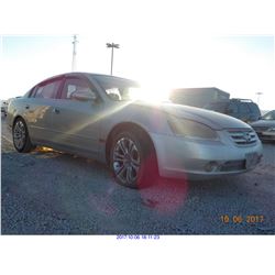 2002 - NISSAN ALTIMA