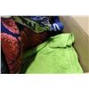 Image 2 : BOX OF TOWELS