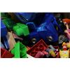 Image 3 : LARGE BOX OF KIDS TOYS