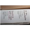 Image 2 : PEARLIZED CURTAIN ROD AND DRAPES