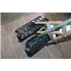 Image 2 : FOUR SNOW SHOVELS