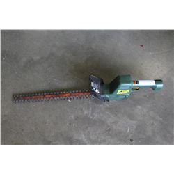 BLACK AND DECKER HEDGE TRIMMER