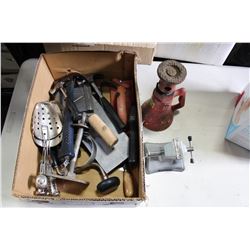 BOX OF HAND TOOLS AND JACK