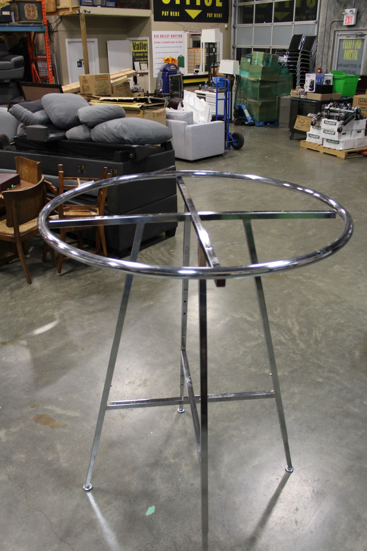 COMMERCIAL CHROME RACK - Big Valley Auction