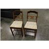 Image 1 : 2 VINTAGE CHAIRS