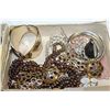 Image 3 : TWO BOXES OF ESTATE JEWELLRY