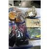 Image 2 : TRAY OF CLUTCH PURSES JEWELLRY AND SEWING NOTIONS ETC