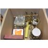 Image 3 : LARGE BOX OF VINTAGE KITCHEN WARE ENAMEL ETC