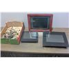 Image 1 : THREE DIGITAL PICTURE FRAMES