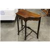 Image 2 : VINTAGE BARLEY TWIST HALL TABLE