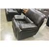 Image 10 : BRAND NEW BROWN PALOMINO FABRIC SOFA SET, WITH COUNTOURED MEMORY FOAM SEATS, WHITE BROWN STITCHING, 